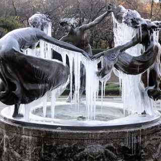 Three Dancing Maidens - Untermyer Fountain