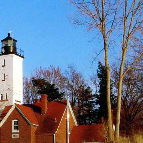 Presque Isle Lighthouse photo