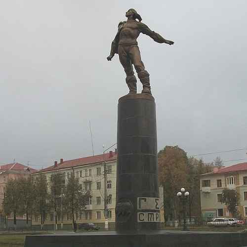 Памятник стратонавтам photo
