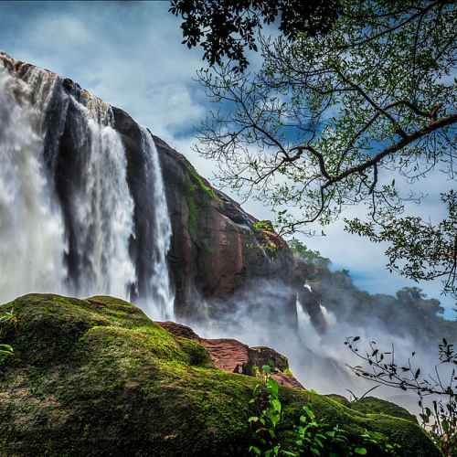 Athirappilly Falls photo