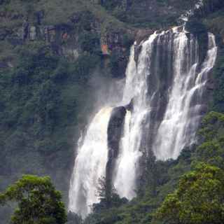 Bomburu Ella Waterfall photo
