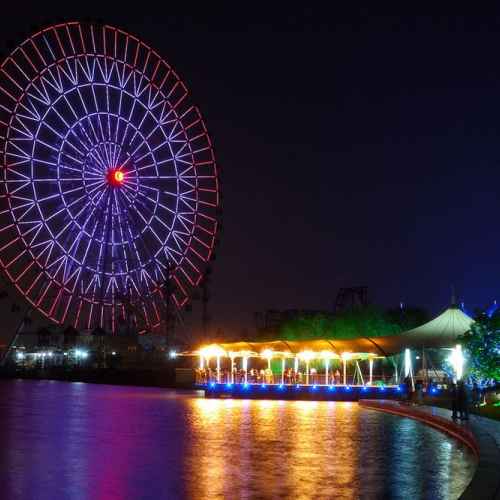 Suzhou Ferris Wheel photo