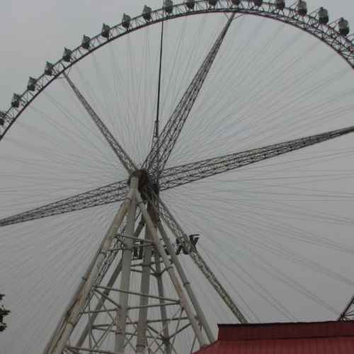 Zhengzhou Ferris Wheel photo