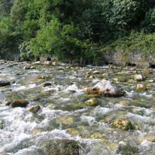 Репруа-Самая короткая река в мире photo