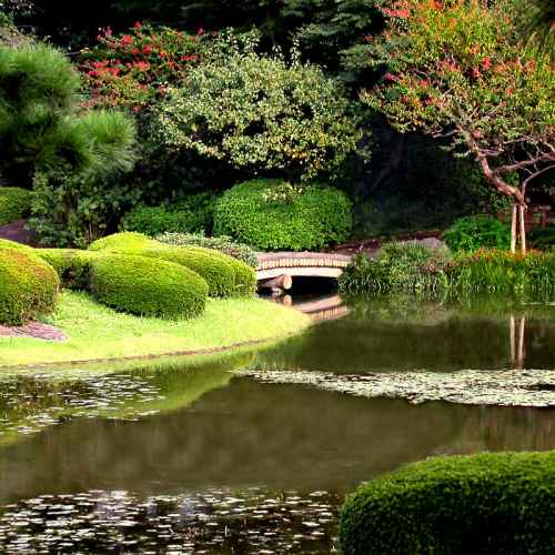 Eastern garden of the Imperial palace photo