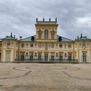 Дворец в Вилянове