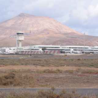 Aeropuerto de Lanzarote "Cesar Manrique"