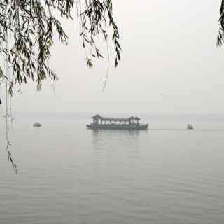 Kunming Lake photo