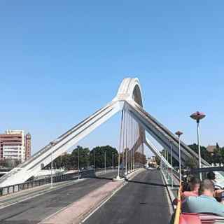 Puente de la Barqueta, Seville