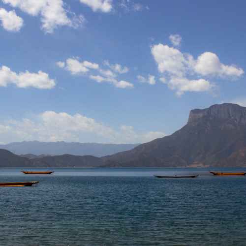 Lugu Lake photo