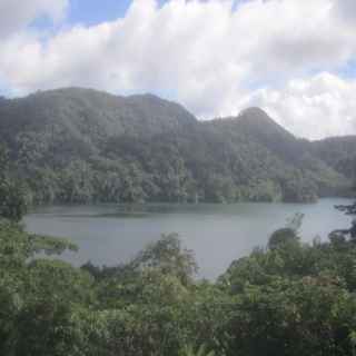 Озера-близнецы Балинсасаяо