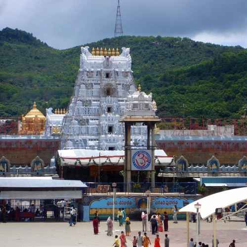 Venkatesvara Temple Tirumala photo