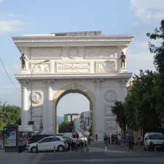 Триумфальная арка Ворота Македонии