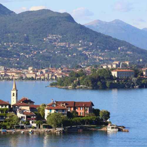 Lake Maggiore photo