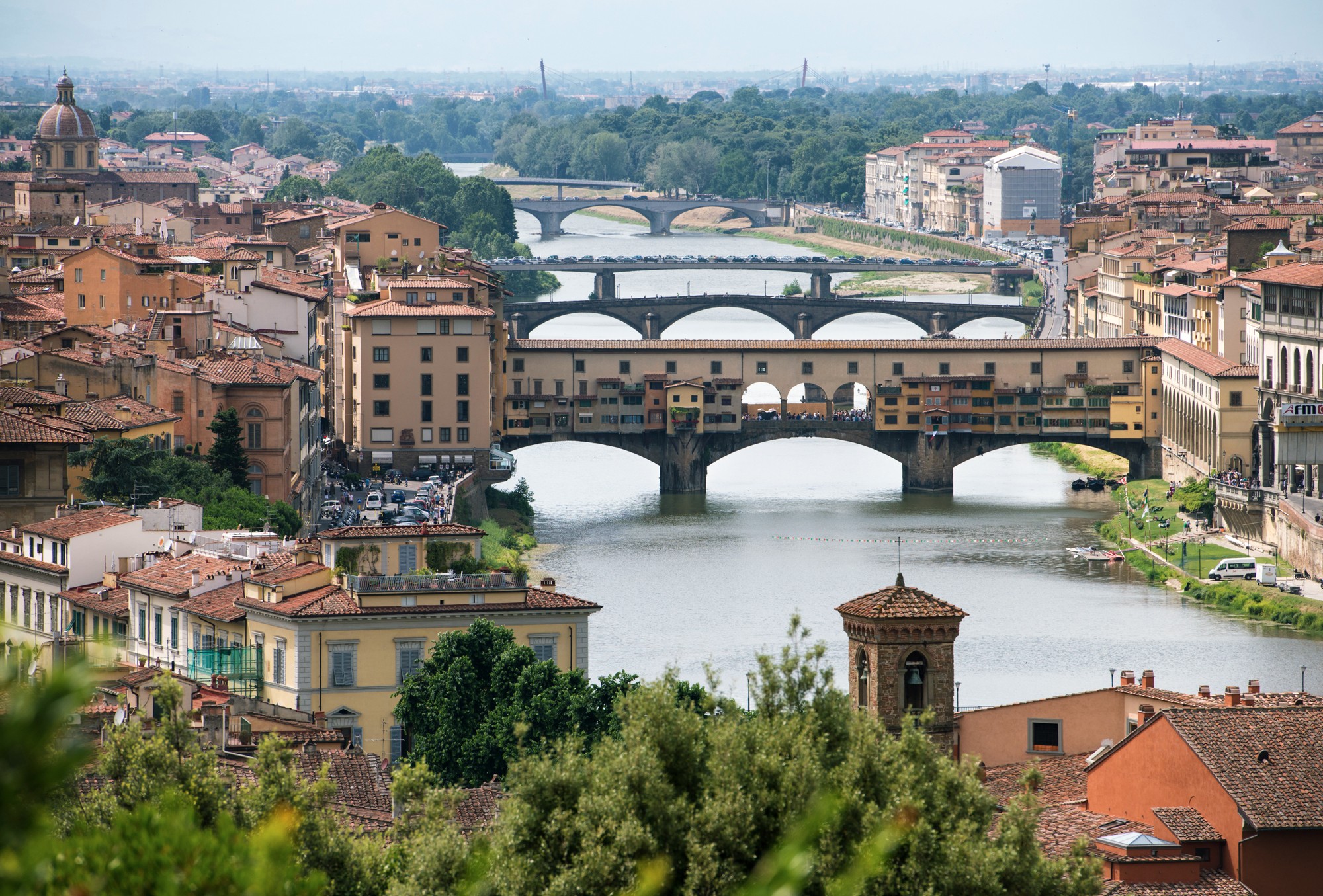 Мосты Флоренции сверху.