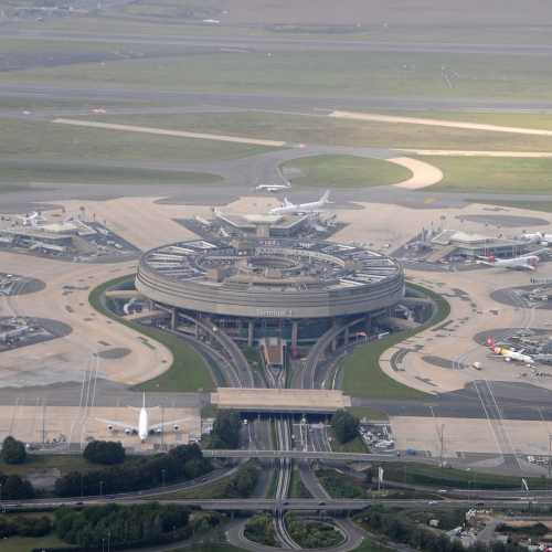 Charles de Gaulle Airport photo