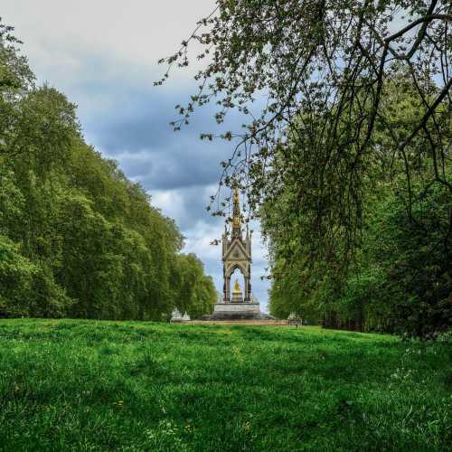 Kensington Gardens photo