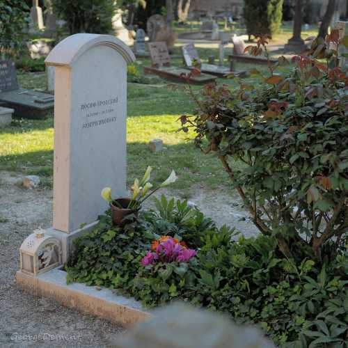 Joseph Brodsky grave, Italy