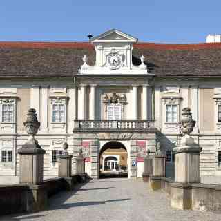Rohrau Castle photo