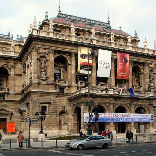 Венгерский оперный театр photo