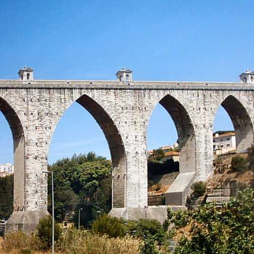 Aqueduct of Lisbon photo