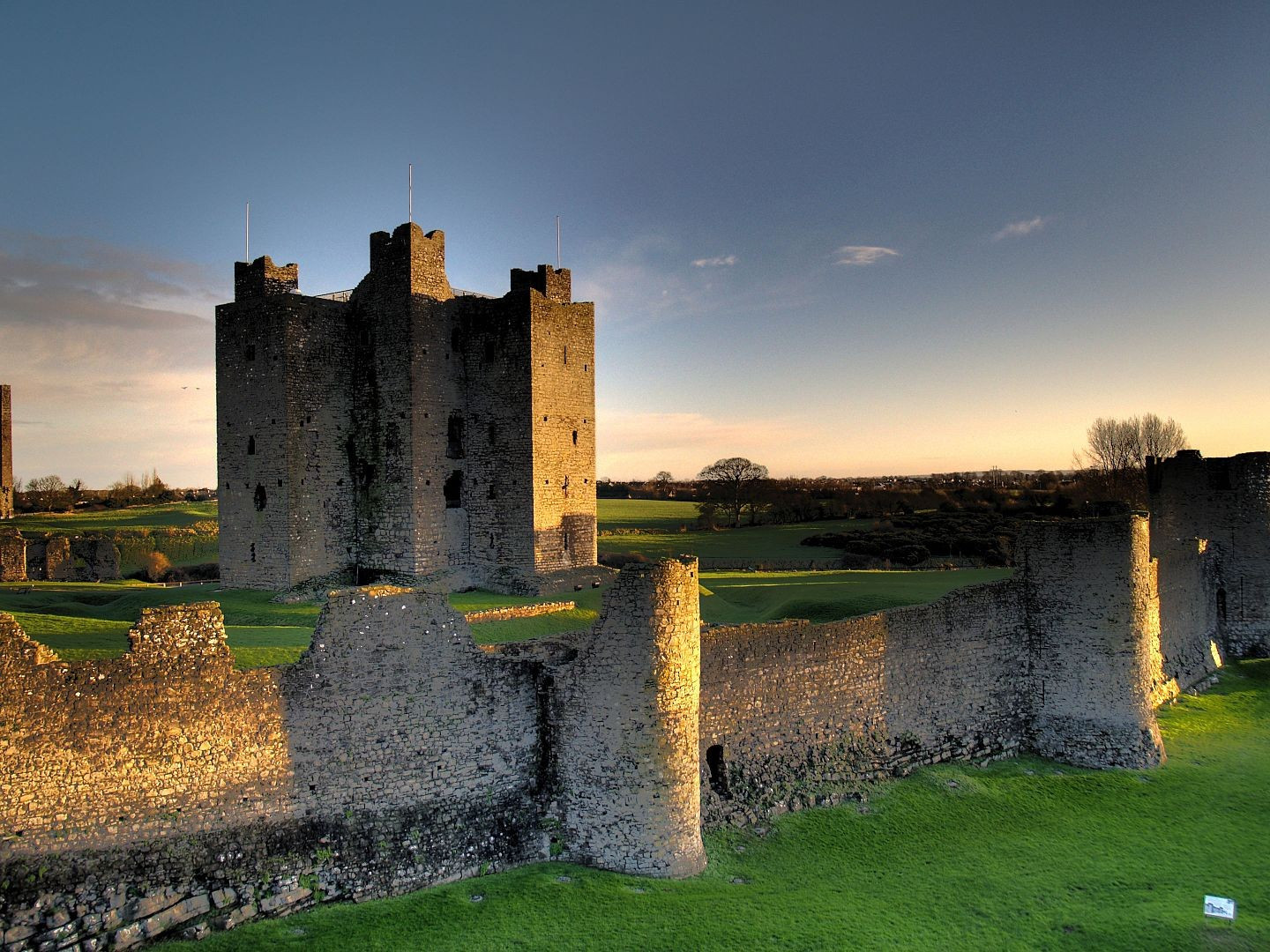 By Andrew Parnell - Trim Castle, CC BY 2.0, https://commons.wikimedia.org/w/index.php?curid=1589876