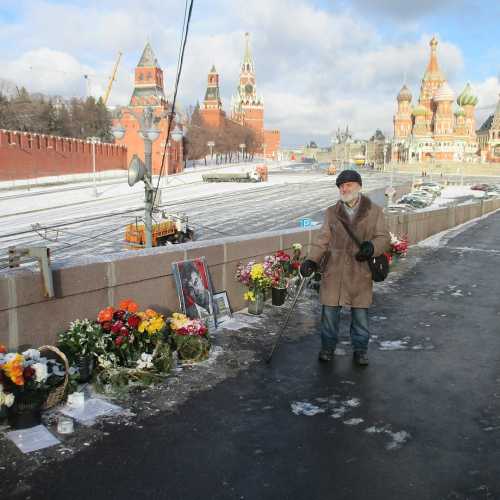 Memorial at the site of Boris Nemtsov murder