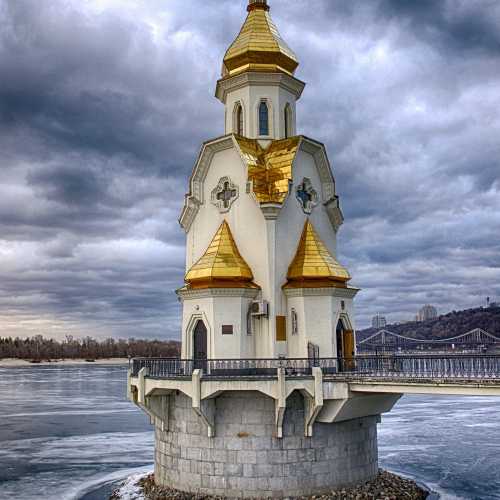 Церковь Святителя Николая на воде photo