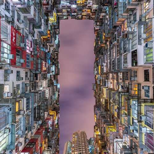 Monster Building, Гонконг