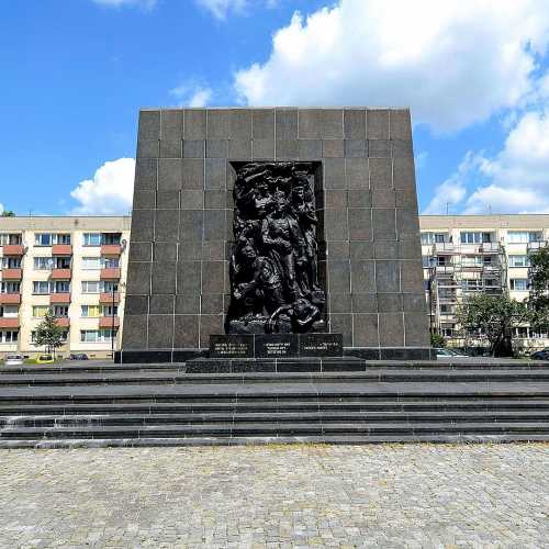Monument to the Ghetto Heroes photo