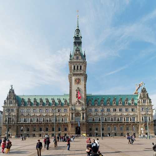 Hamburg City Hall photo