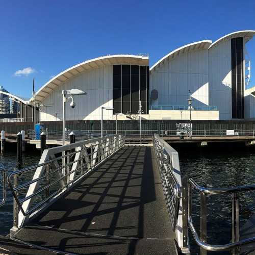 By Philip Terry Graham - Own work, originally published as &quot;Australian National Maratime Museum from Pyrmont Bay Ferry Wharf (Panorama)&quot; on Flickr., CC BY 2.0, https://commons.wikimedia.org/w/index.php?curid=57783512
