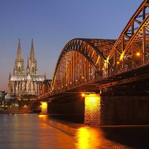 Hohenzollern Bridge photo