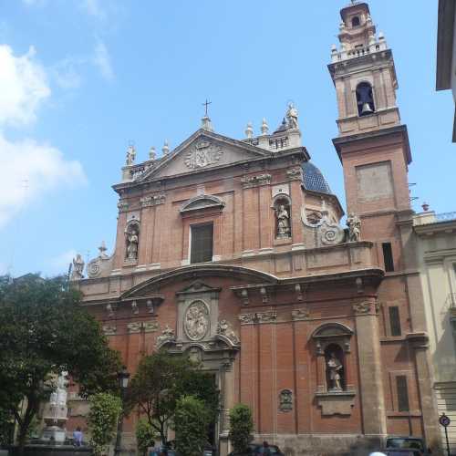Iglesia de Santo Tomás y San Felipe Neri photo