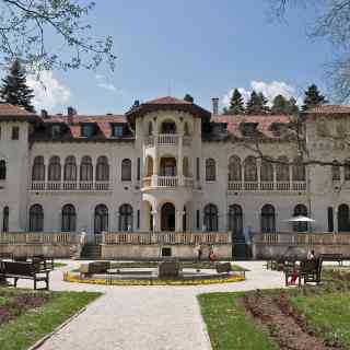 Vrana Palace photo