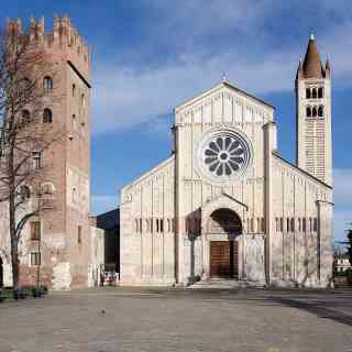 Basilica of San Zeno photo