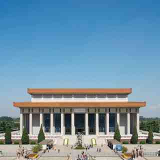 Mausoleum of Mao Zedong photo