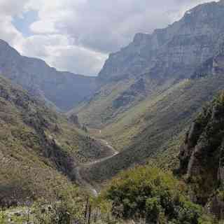 Ущелье Викос photo