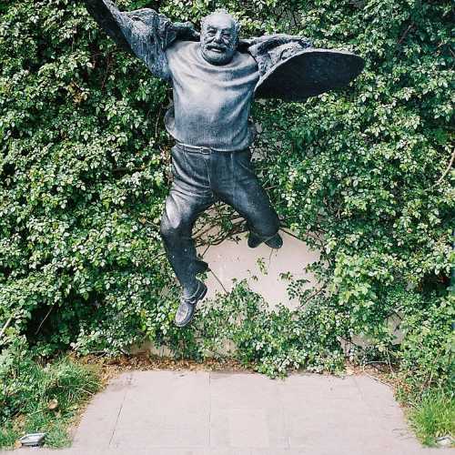 Sergey Parajanov monument photo