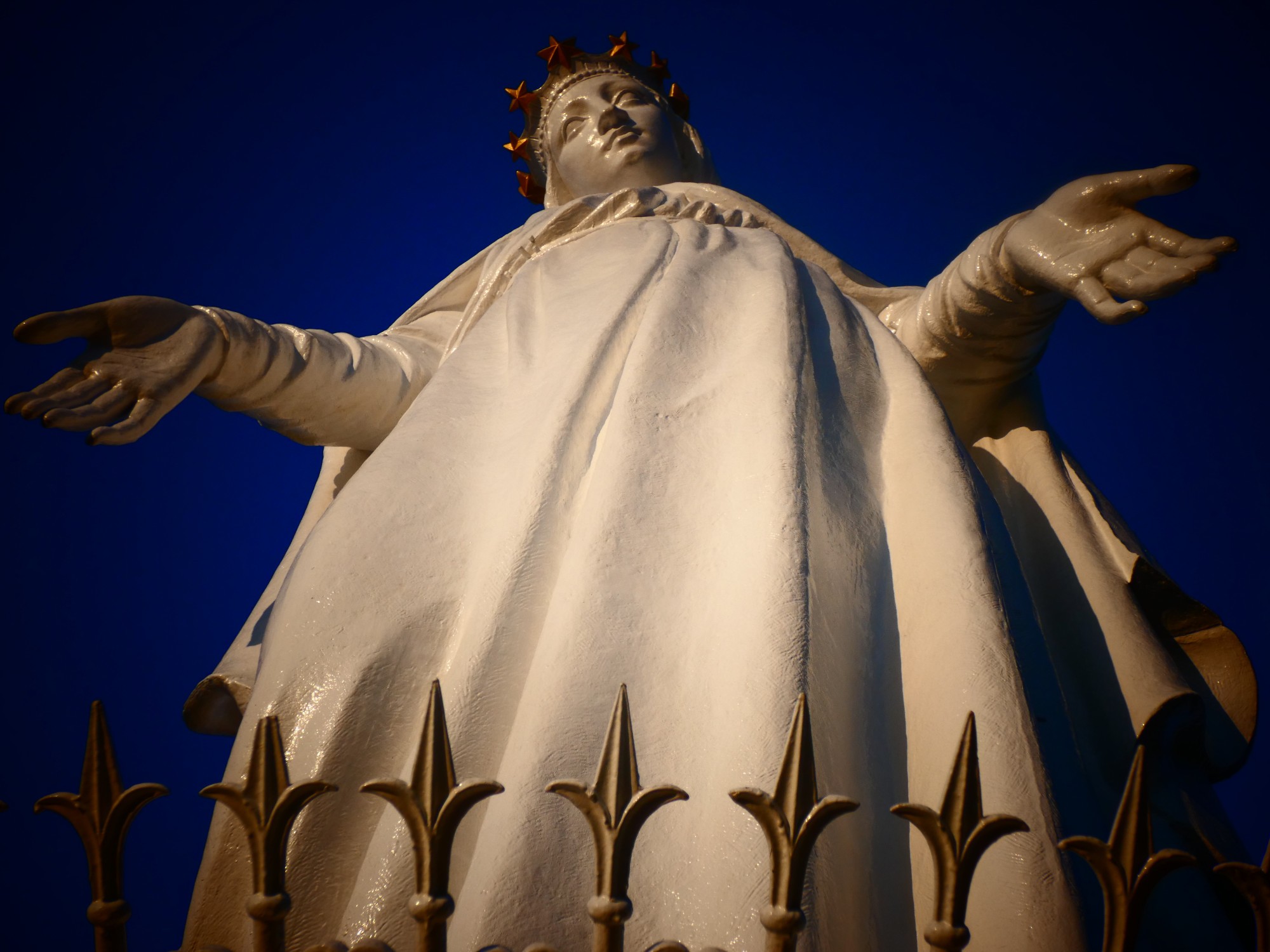 15-ton bronze statue in honor of Our Lady of Lebanon
