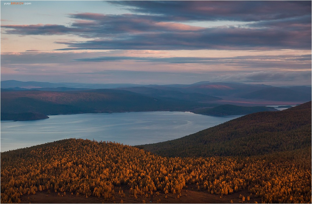 Озеро Хубсугул на закате