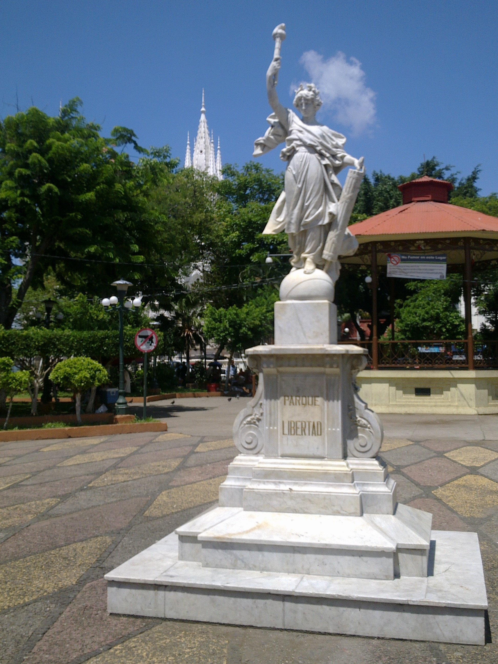 Parque Libertad (Santa Ana, El Salvador)