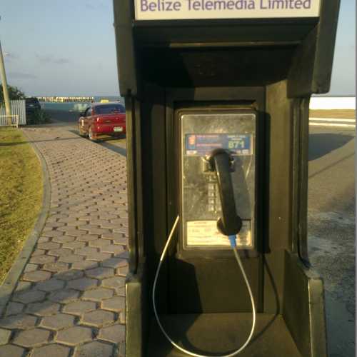 Belizean telephone