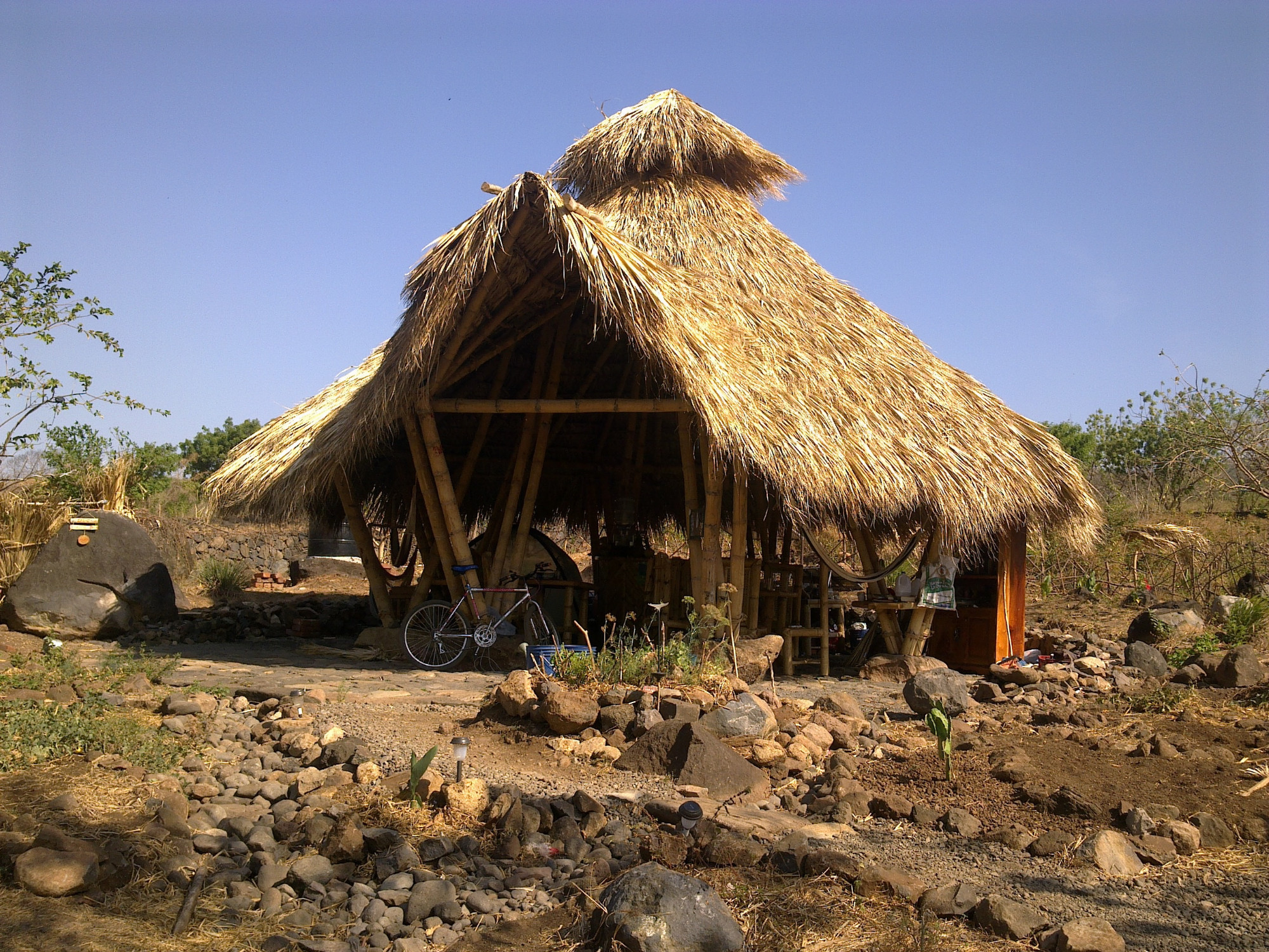 This Is the House That Trevor Built («El Jardin de La Vida», Ometepe Island, Nicaragua)