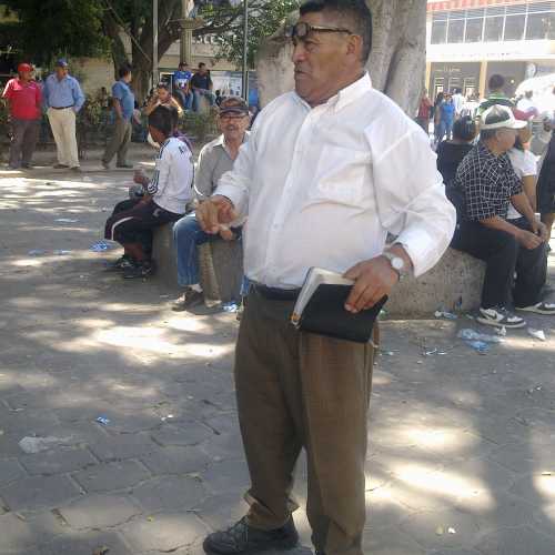 preacher in city park (Tegucigalpa, Honduras)