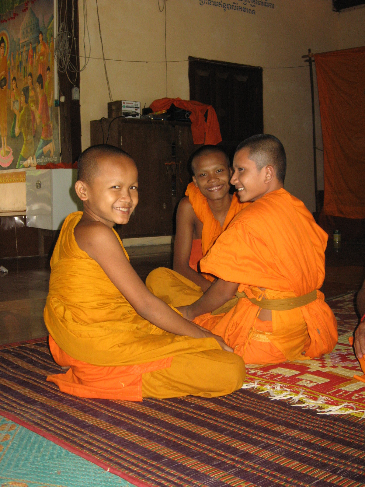 Young buddhist monks (Siem Riep, Cambodia)