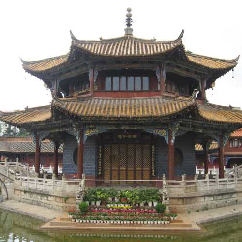 Куньмин, Китай