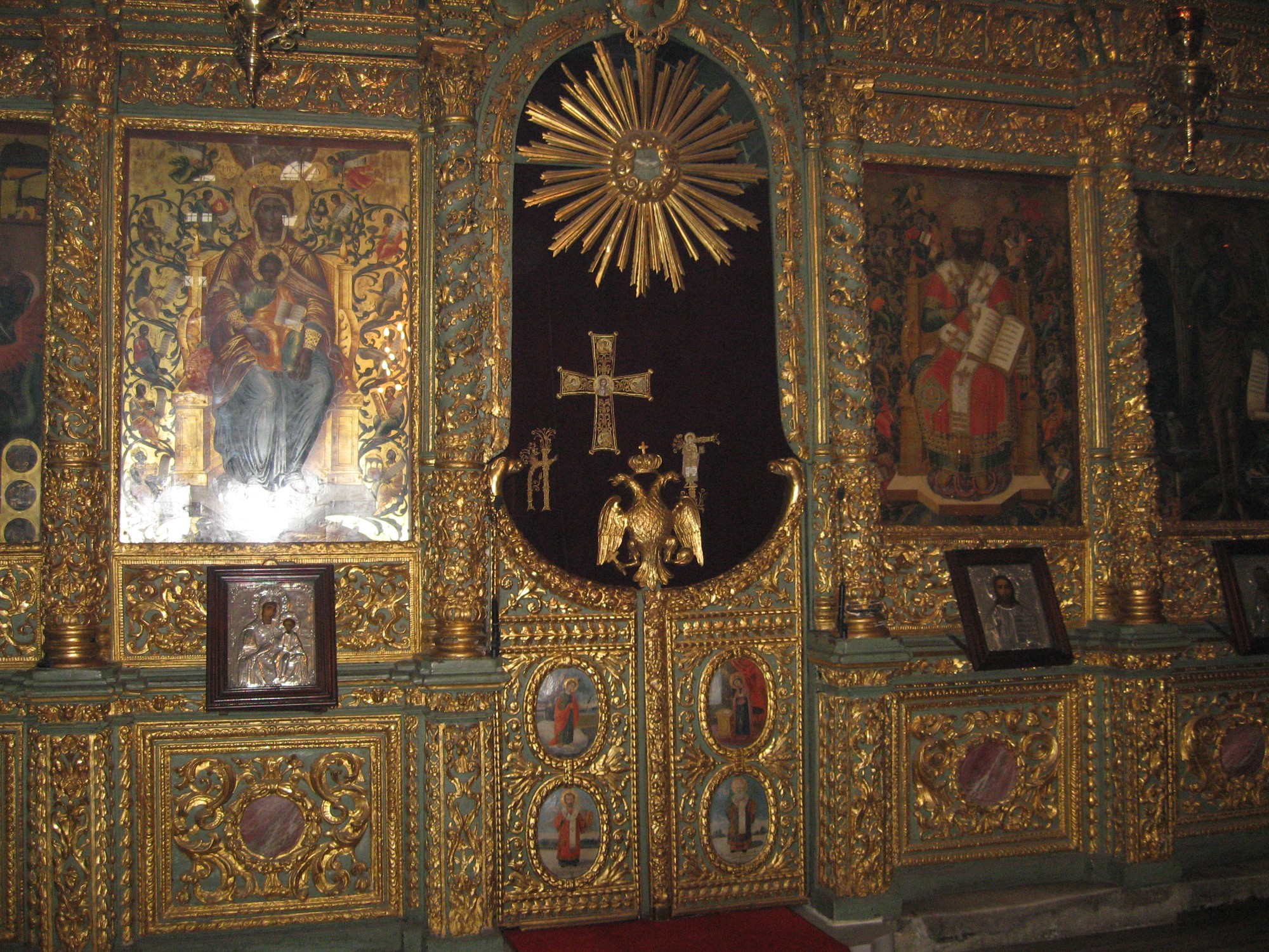 Иконостас патриаршего собора Георгия Победоносца в Стамбуле