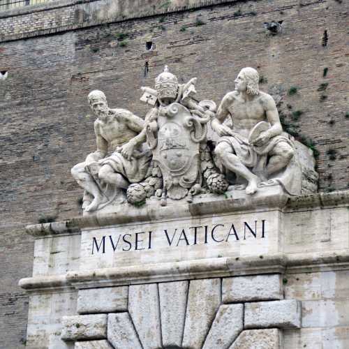 8 ноября 2016 г., вход в музеи Ватикана