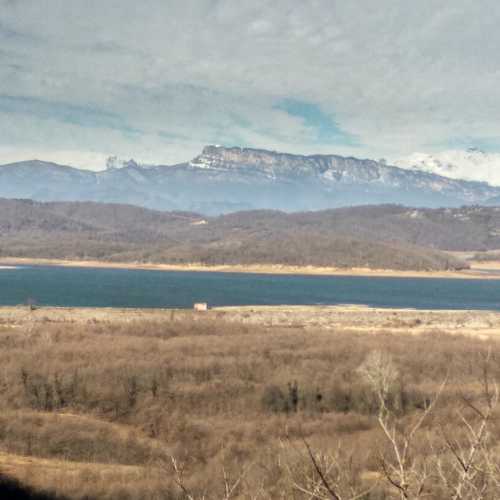 Ткибульское водохранилище, Georgia